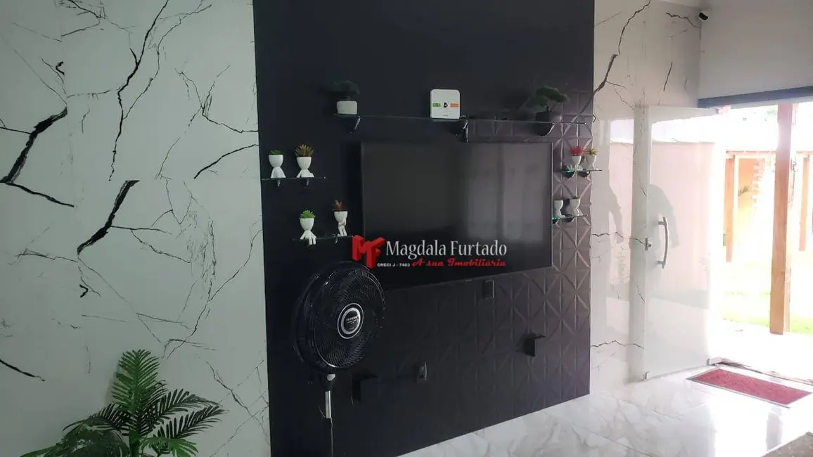 Foto 8 de Casa com 2 quartos à venda, 500m2 em Cabo Frio - RJ