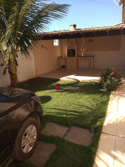 Foto 4 de Casa com 2 quartos à venda, 175m2 em Cabo Frio - RJ