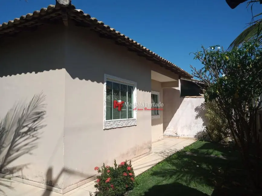 Foto 1 de Casa com 2 quartos à venda, 175m2 em Cabo Frio - RJ