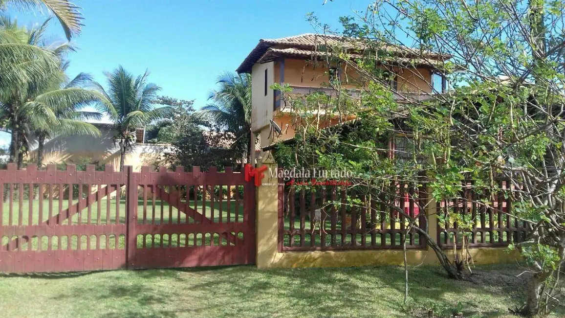 Foto 2 de Casa com 3 quartos à venda, 360m2 em Cabo Frio - RJ