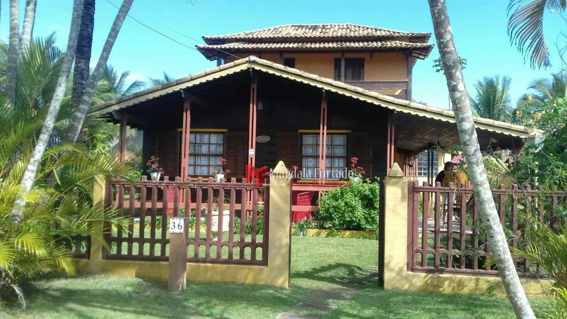 Foto 1 de Casa com 3 quartos à venda, 360m2 em Cabo Frio - RJ
