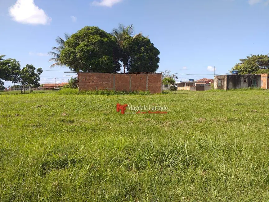 Foto 1 de Terreno / Lote à venda, 300m2 em Cabo Frio - RJ