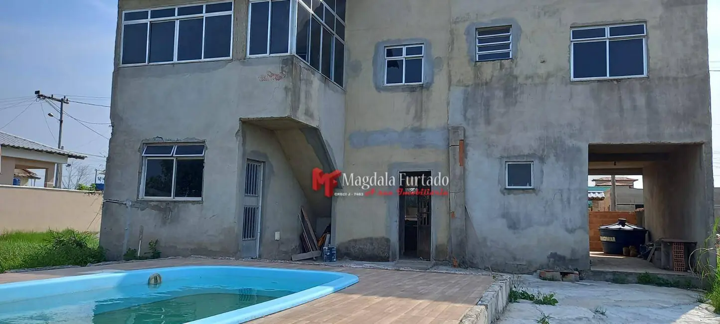 Casa com 5 quartos à venda, 300m2 em Cabo Frio - RJ - imagem 2 Foto 2 de Casa com 5 quartos à venda, 300m2 em Cabo Frio - RJ