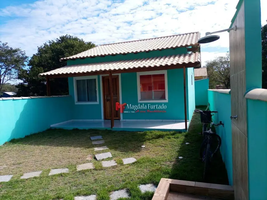 Foto 2 de Casa com 2 quartos à venda, 131m2 em Cabo Frio - RJ