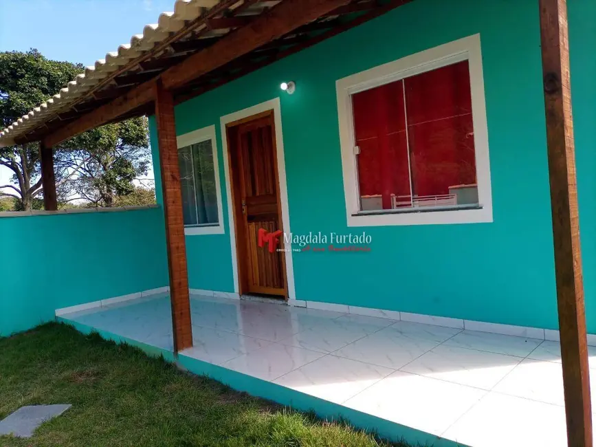 Foto 3 de Casa com 2 quartos à venda, 131m2 em Cabo Frio - RJ