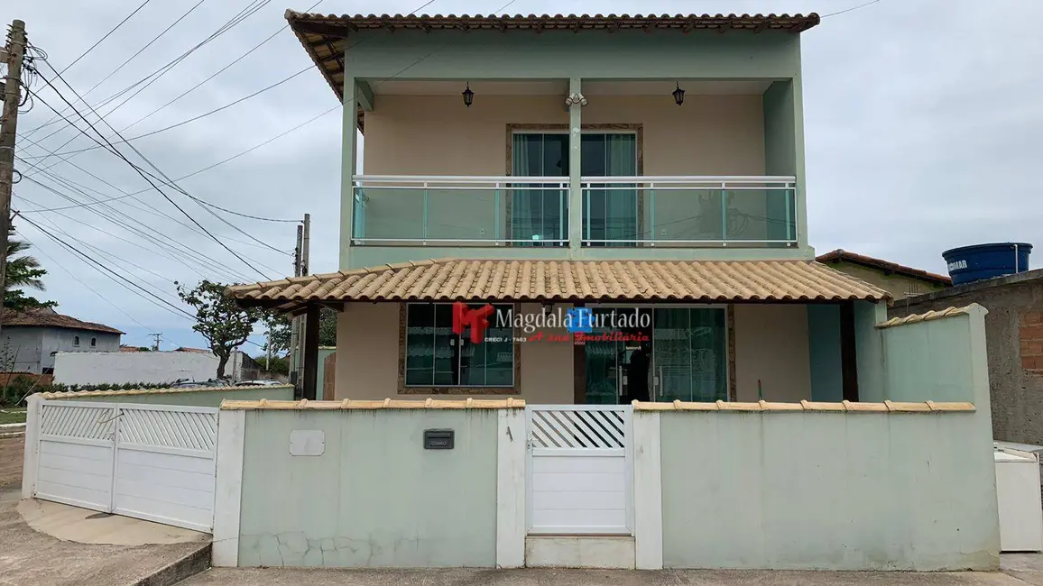 Foto 1 de Casa com 2 quartos à venda, 250m2 em Cabo Frio - RJ