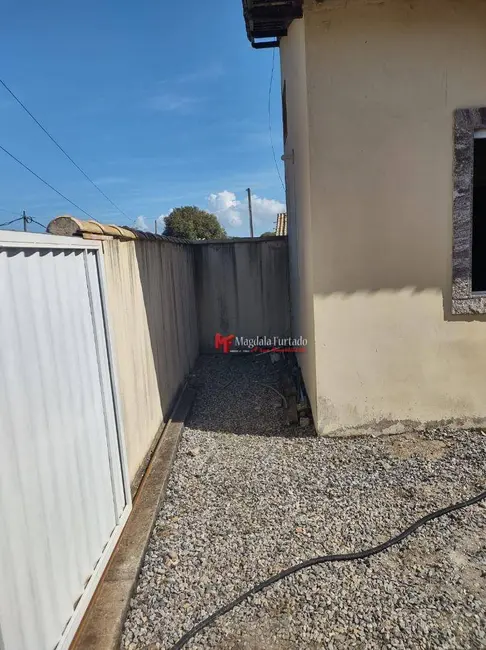 Foto 6 de Casa com 1 quarto à venda, 88m2 em Cabo Frio - RJ