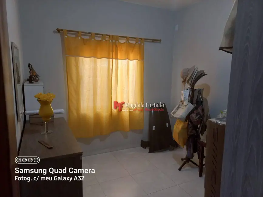 Foto 5 de Casa com 2 quartos à venda, 140m2 em Cabo Frio - RJ