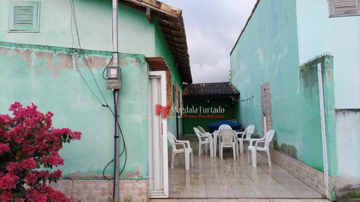 Foto 1 de Casa com 1 quarto à venda, 60m2 em Cabo Frio - RJ