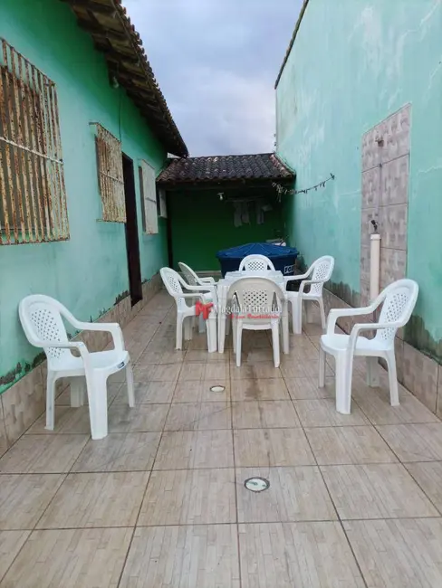 Foto 3 de Casa com 1 quarto à venda, 60m2 em Cabo Frio - RJ