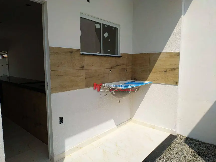 Foto 9 de Casa com 2 quartos à venda, 108m2 em Cabo Frio - RJ