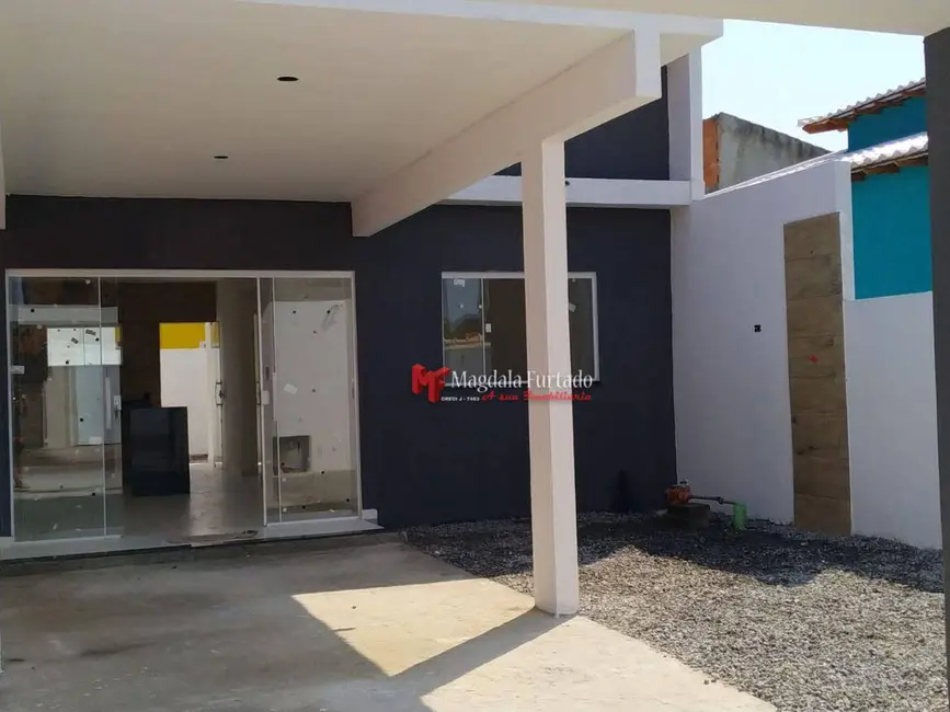 Foto 3 de Casa com 2 quartos à venda, 108m2 em Cabo Frio - RJ