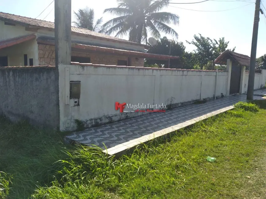 Casa com 3 quartos à venda, 600m2 em Cabo Frio - RJ - imagem 3 Foto 3 de Casa com 3 quartos à venda, 600m2 em Cabo Frio - RJ