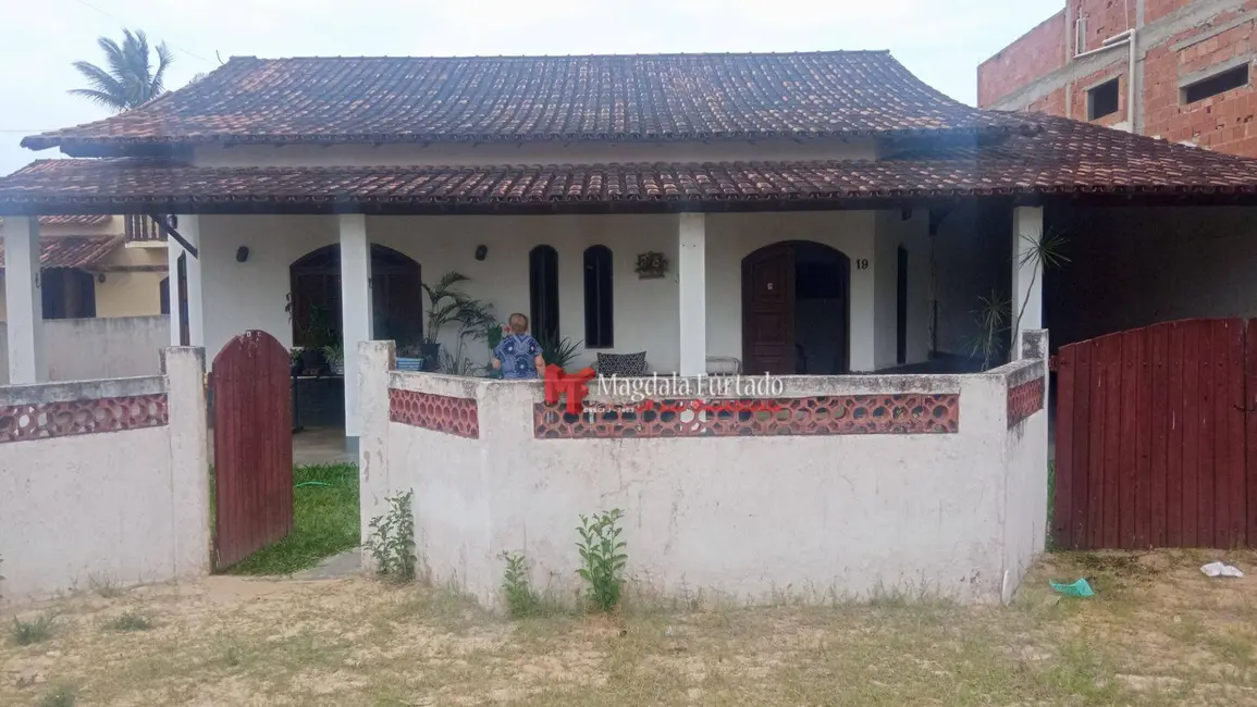 Casa com 3 quartos à venda, 600m2 em Cabo Frio - RJ - imagem 3 Foto 3 de Casa com 3 quartos à venda, 600m2 em Cabo Frio - RJ