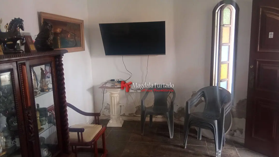 Casa com 3 quartos à venda, 600m2 em Cabo Frio - RJ - imagem 5 Foto 5 de Casa com 3 quartos à venda, 600m2 em Cabo Frio - RJ