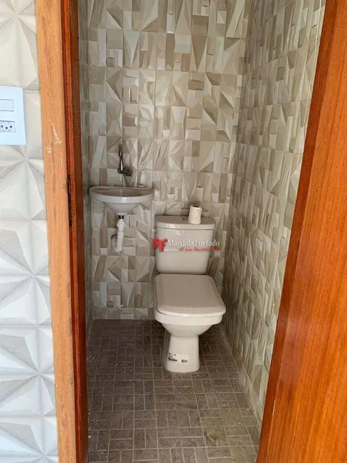 Casa com 2 quartos à venda, 180m2 em Cabo Frio - RJ - imagem 4 Foto 4 de Casa com 2 quartos à venda, 180m2 em Cabo Frio - RJ