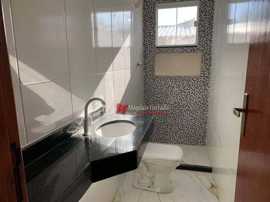 Casa com 2 quartos à venda, 180m2 em Cabo Frio - RJ - imagem 5 Foto 5 de Casa com 2 quartos à venda, 180m2 em Cabo Frio - RJ