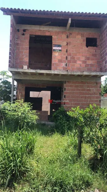 Casa com 2 quartos à venda, 66m2 em Cabo Frio - RJ - imagem 2 Foto 2 de Casa com 2 quartos à venda, 66m2 em Cabo Frio - RJ