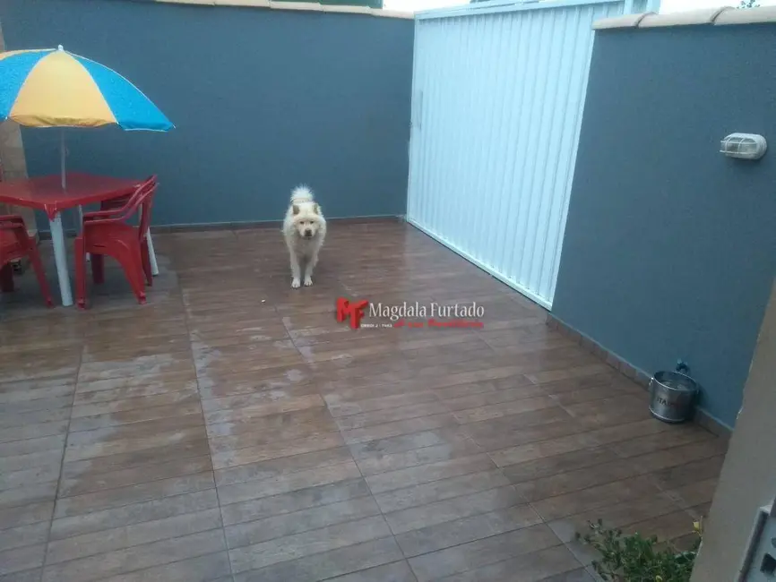 Foto 2 de Casa com 1 quarto à venda, 87m2 em Cabo Frio - RJ