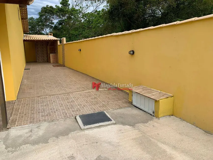 Foto 8 de Casa com 2 quartos à venda, 325m2 em Cabo Frio - RJ