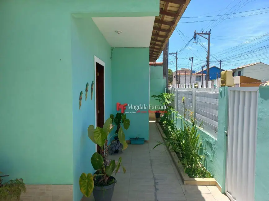 Foto 3 de Casa com 2 quartos à venda, 110m2 em Cabo Frio - RJ