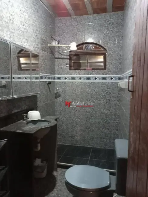 Casa com 2 quartos à venda, 100m2 em Cabo Frio - RJ - imagem 3 Foto 3 de Casa com 2 quartos à venda, 100m2 em Cabo Frio - RJ