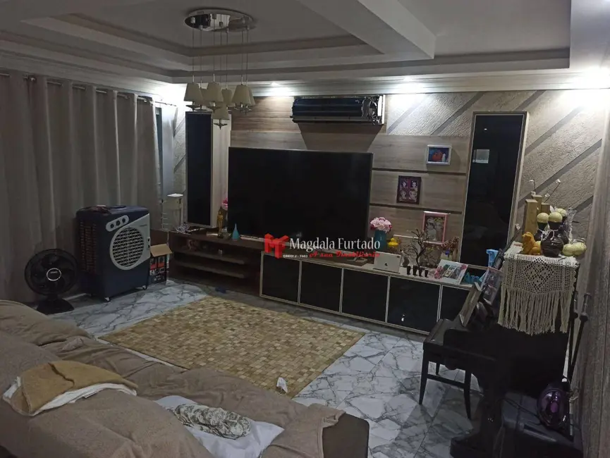 Foto 6 de Casa com 8 quartos à venda, 1000m2 em Cabo Frio - RJ