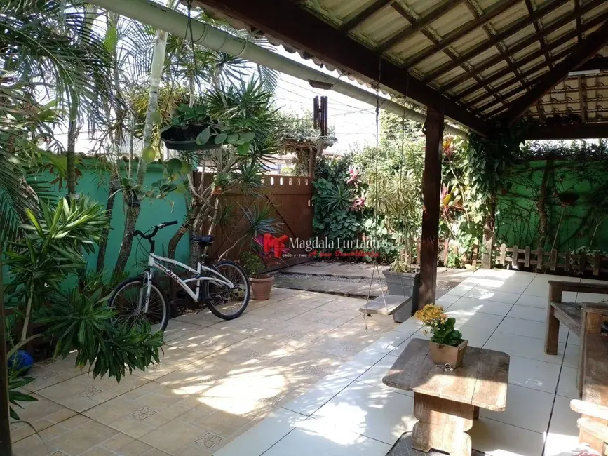 Foto 5 de Casa com 3 quartos à venda, 210m2 em Cabo Frio - RJ