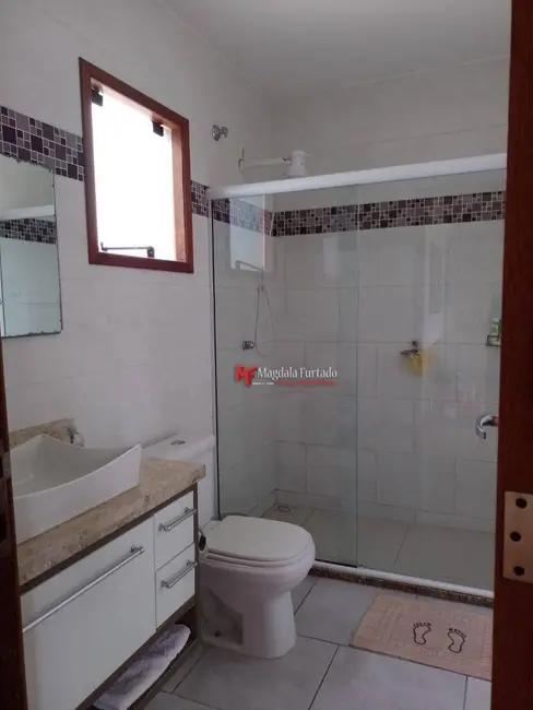 Foto 6 de Casa com 3 quartos à venda, 210m2 em Cabo Frio - RJ