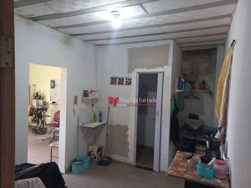 Foto 5 de Casa com 2 quartos à venda, 184m2 em Cabo Frio - RJ