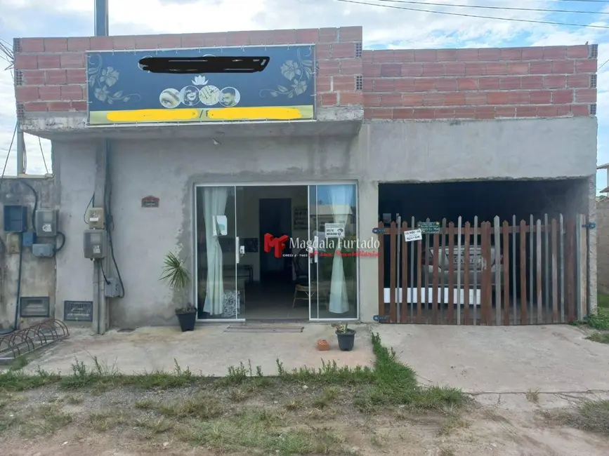 Foto 1 de Casa com 2 quartos à venda, 184m2 em Cabo Frio - RJ