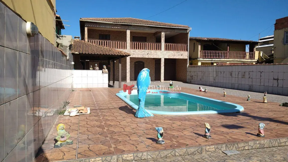 Foto 2 de Casa com 4 quartos à venda, 384m2 em Cabo Frio - RJ