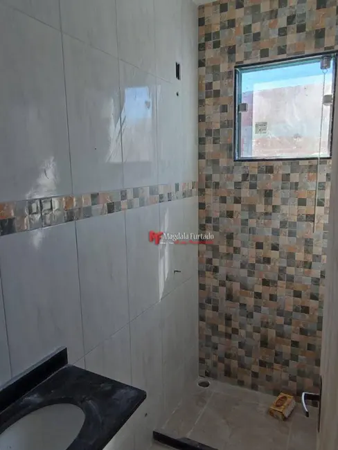 Foto 2 de Casa com 2 quartos à venda, 147m2 em Cabo Frio - RJ