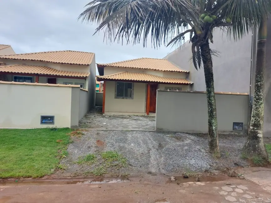 Foto 1 de Casa com 2 quartos à venda, 150m2 em Cabo Frio - RJ