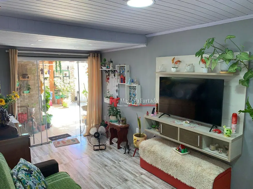 Foto 6 de Casa com 2 quartos à venda, 90m2 em Cabo Frio - RJ