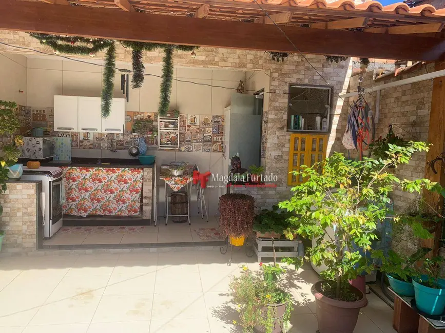 Foto 9 de Casa com 2 quartos à venda, 90m2 em Cabo Frio - RJ