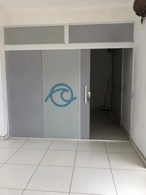 Loja para alugar, 400m2 em Cabo Frio - RJ - imagem 9 Foto 9 de Loja para alugar, 400m2 em Cabo Frio - RJ