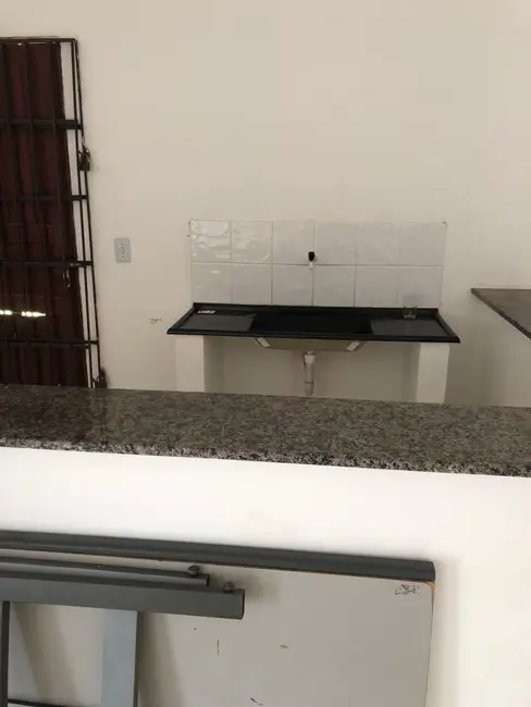 Loja para alugar, 400m2 em Cabo Frio - RJ - imagem 2 Foto 2 de Loja para alugar, 400m2 em Cabo Frio - RJ