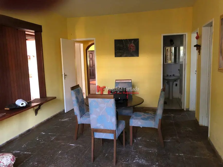 Foto 9 de Casa com 4 quartos à venda, 1200m2 em Cabo Frio - RJ