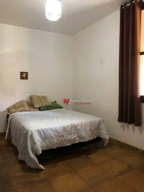 Foto 8 de Casa com 4 quartos à venda, 1200m2 em Cabo Frio - RJ