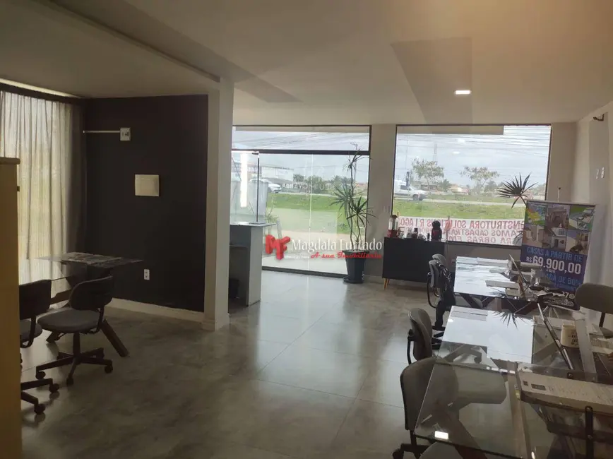 Loja para alugar, 72m2 em Cabo Frio - RJ - imagem 3 Foto 3 de Loja para alugar, 72m2 em Cabo Frio - RJ