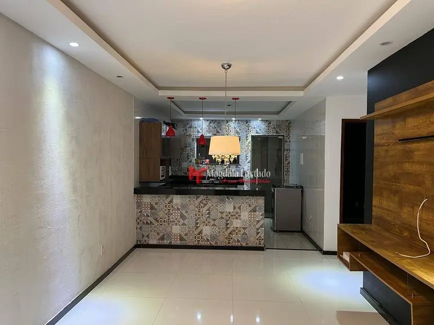 Foto 5 de Casa com 2 quartos à venda, 120m2 em Cabo Frio - RJ