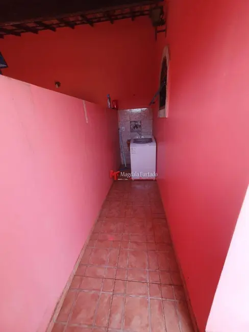 Foto 4 de Casa com 4 quartos à venda, 1350m2 em Cabo Frio - RJ