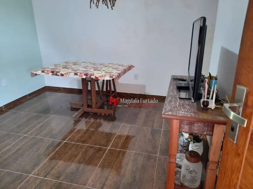 Foto 2 de Casa com 2 quartos à venda, 88m2 em Cabo Frio - RJ