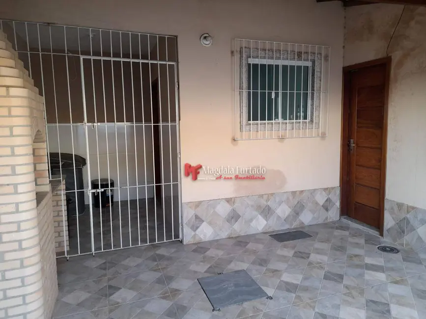 Foto 1 de Casa com 2 quartos à venda, 88m2 em Cabo Frio - RJ