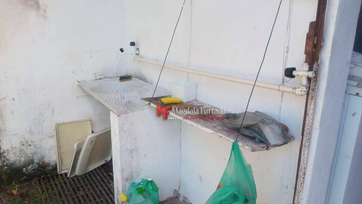 Foto 8 de Casa com 1 quarto à venda, 300m2 em Cabo Frio - RJ