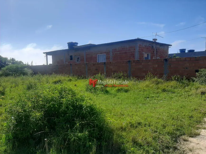 Foto 1 de Terreno / Lote à venda, 343m2 em Cabo Frio - RJ