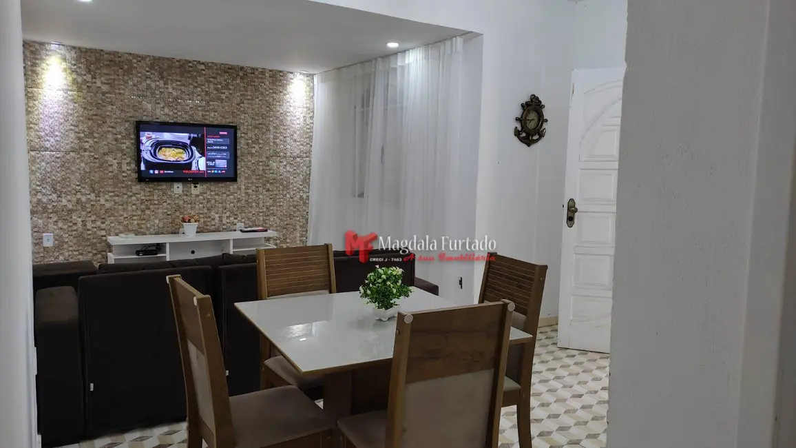 Casa com 3 quartos à venda, 420m2 em Cabo Frio - RJ - imagem 5 Foto 5 de Casa com 3 quartos à venda, 420m2 em Cabo Frio - RJ