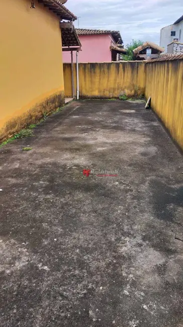 Foto 9 de Casa com 2 quartos à venda, 200m2 em Cabo Frio - RJ