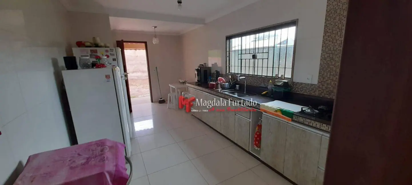 Foto 5 de Casa com 3 quartos à venda, 360m2 em Cabo Frio - RJ